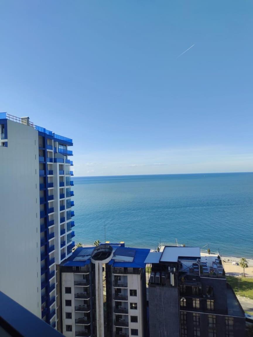 Bi Residence Sea View Luxury Батуми Екстериор снимка